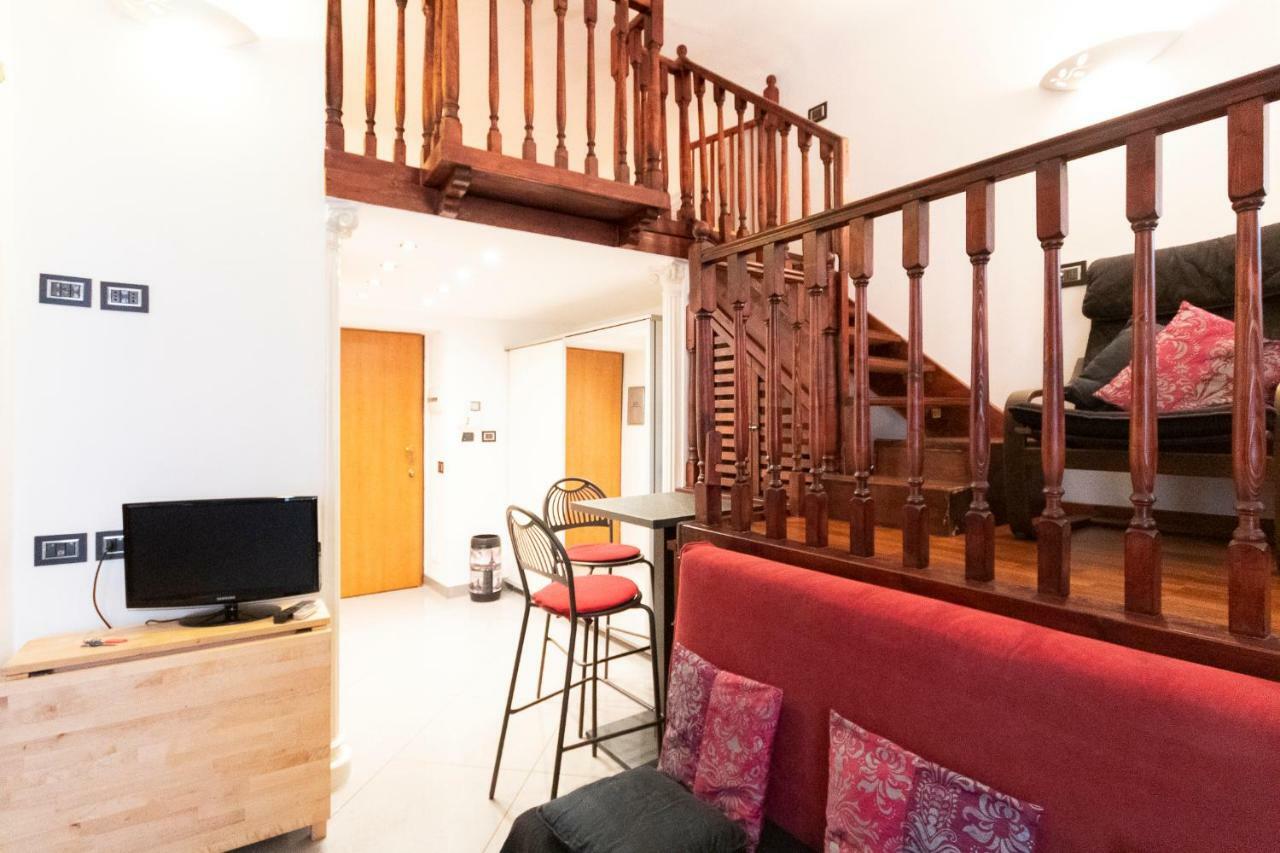 Studio Alzaia 54 Navigli Milánó Kültér fotó